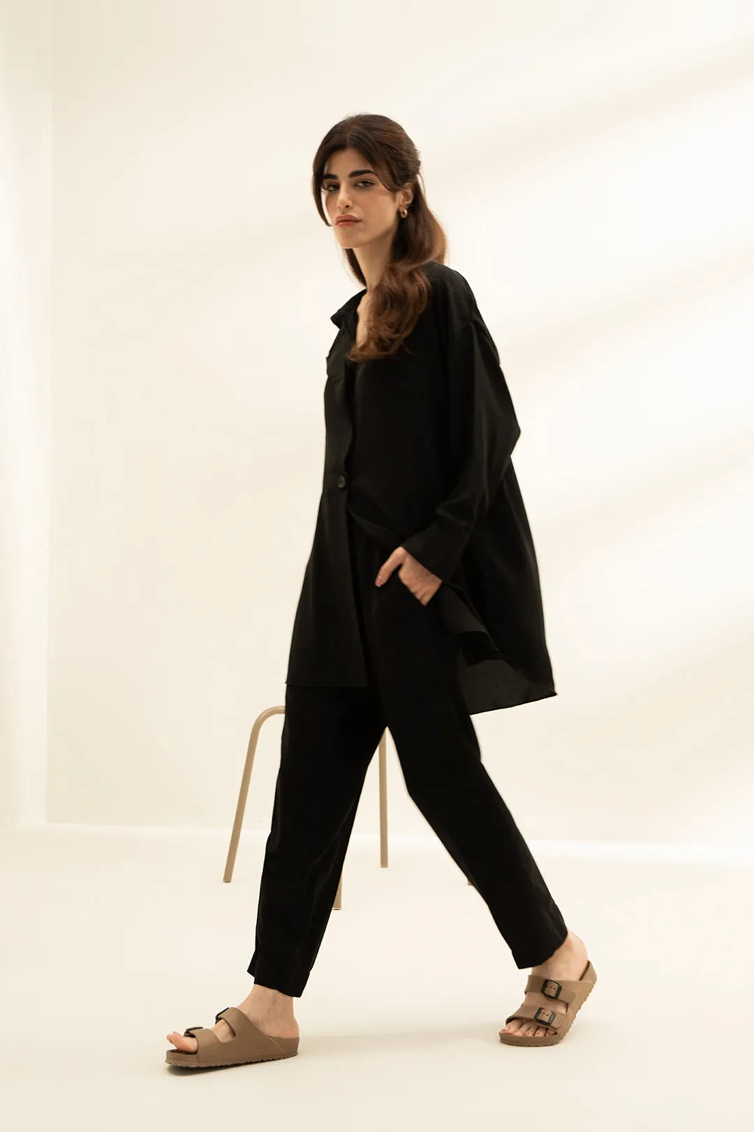 Black-Fold Button Down