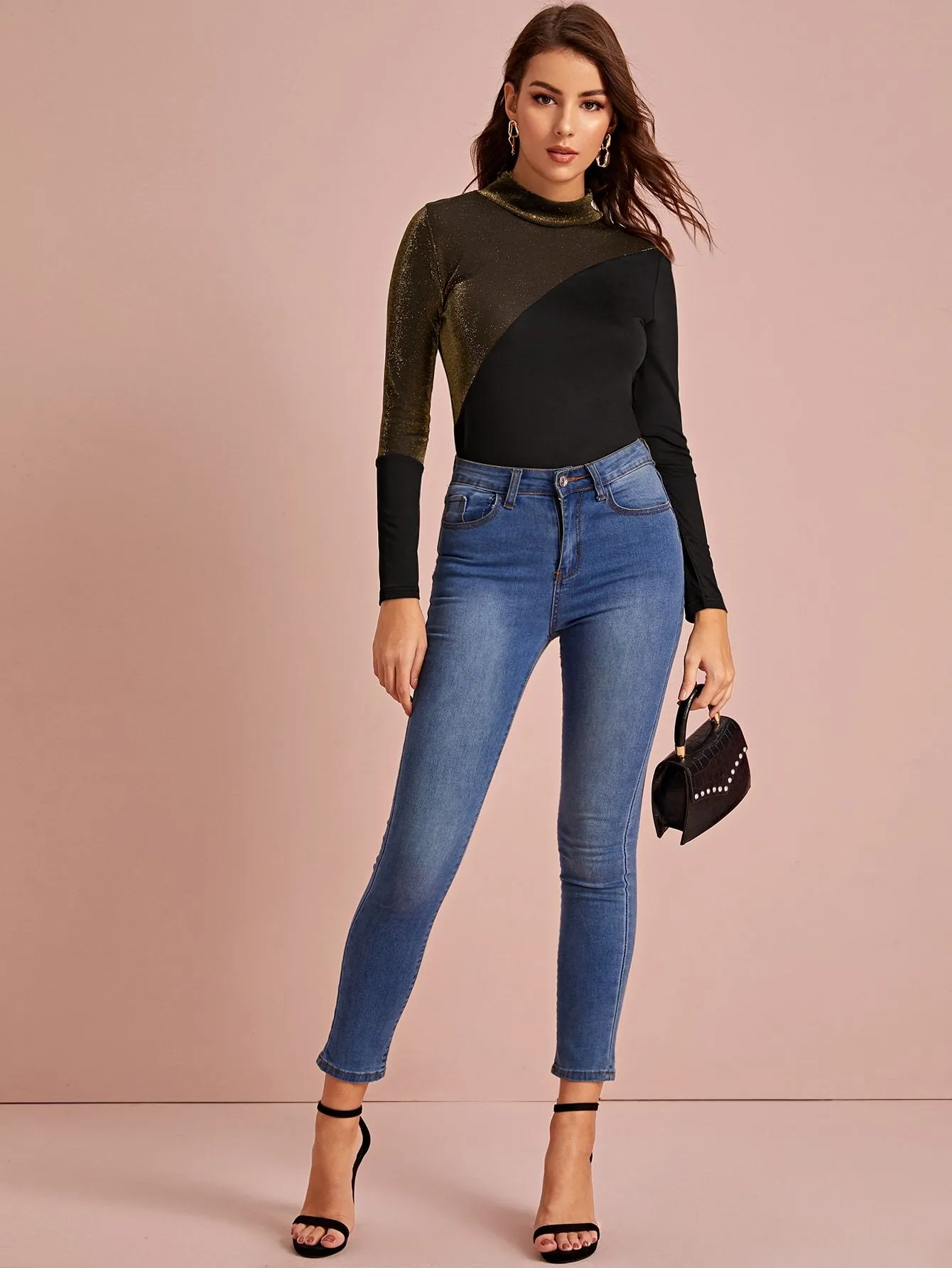 Contrast Glitter Stand Collar Cold Shoulder Tee