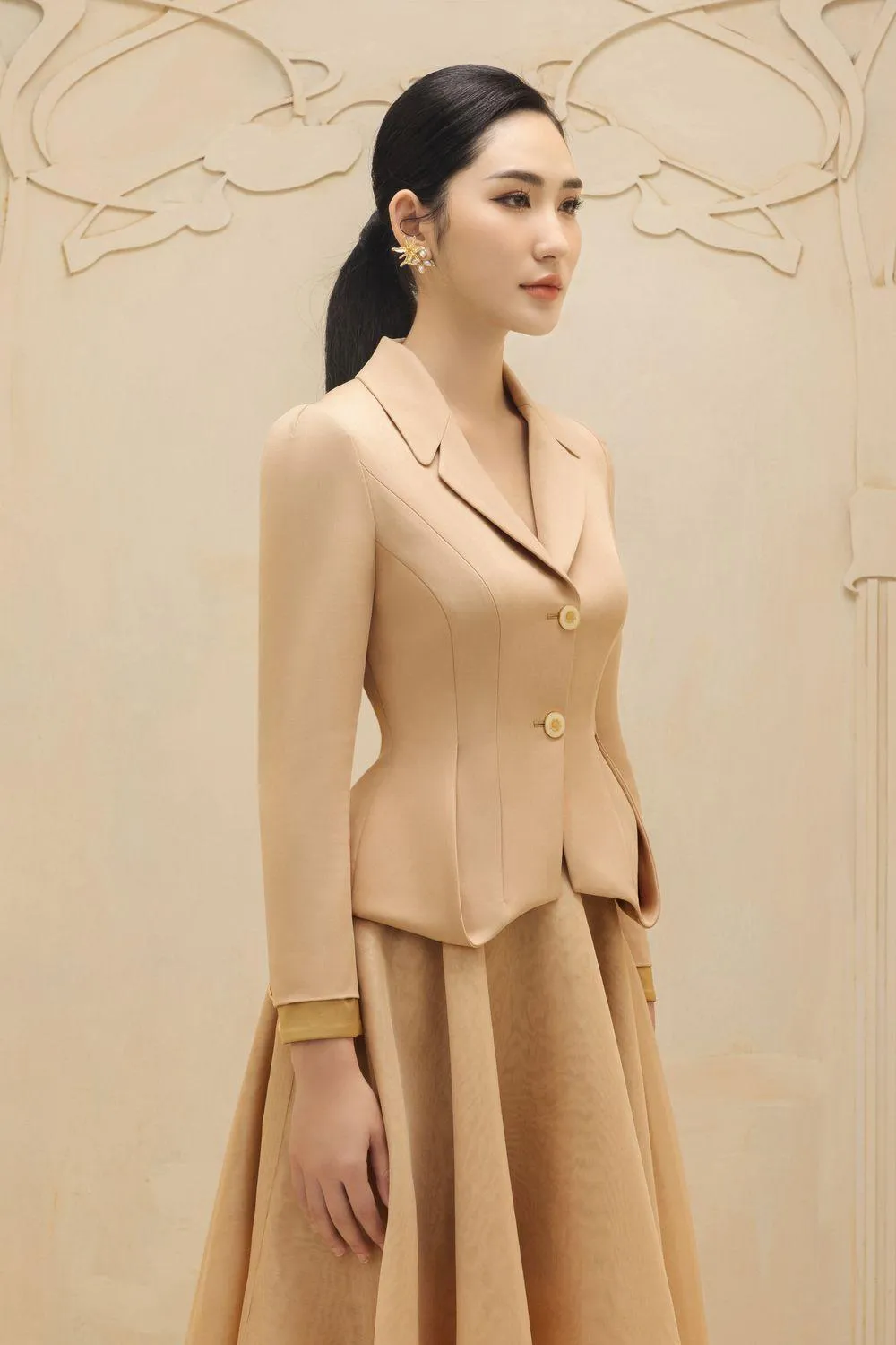 Jeanne Peplum Long Sleeved Polycotton Jacket