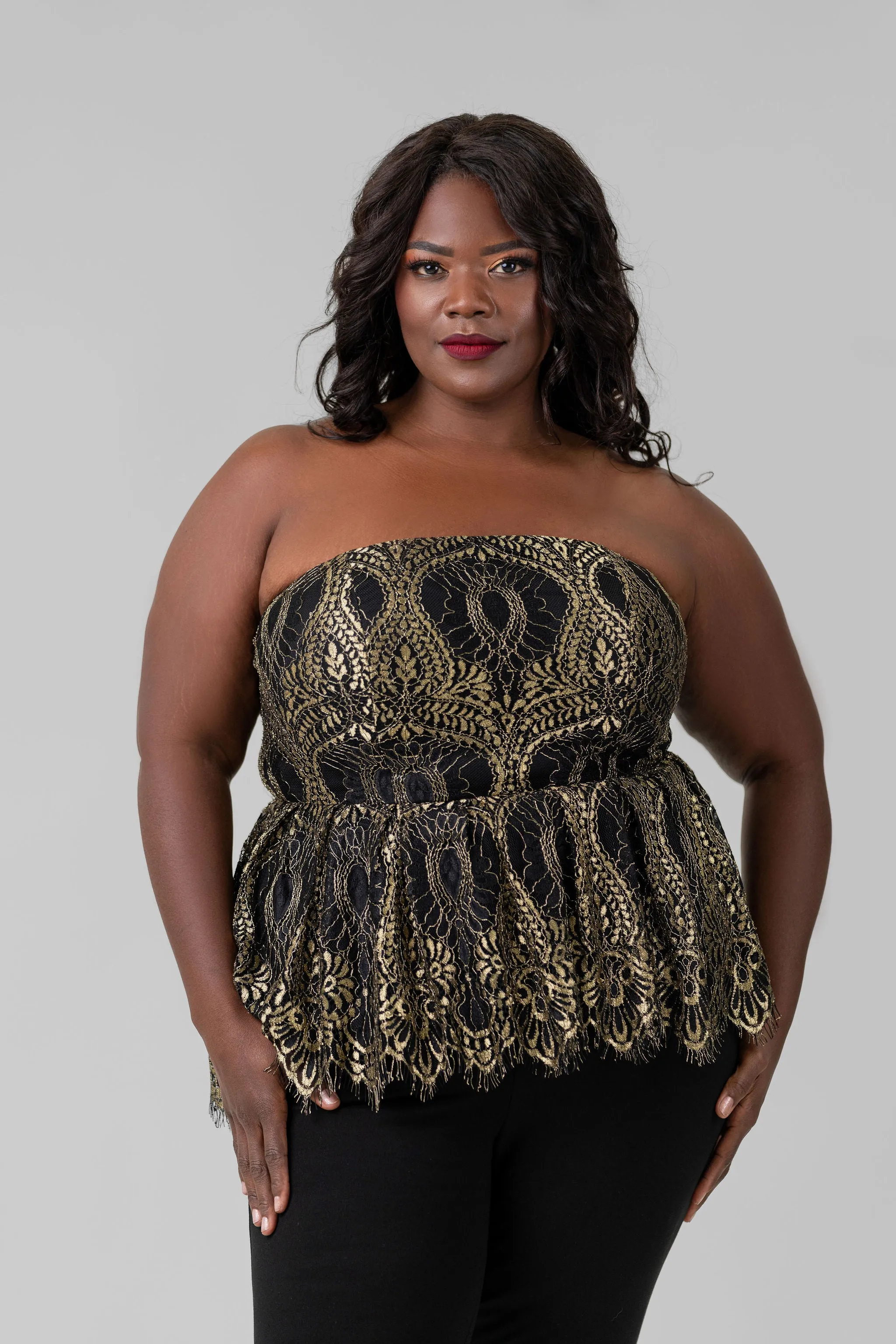 LACE BUSTIER TOP